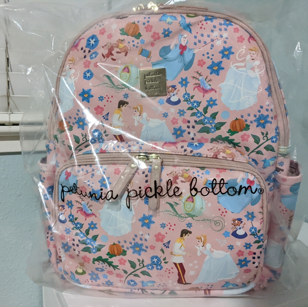 BACKPACK IN DISNEY'S CINDERELLA
